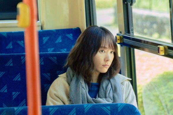 映画『違国日記』