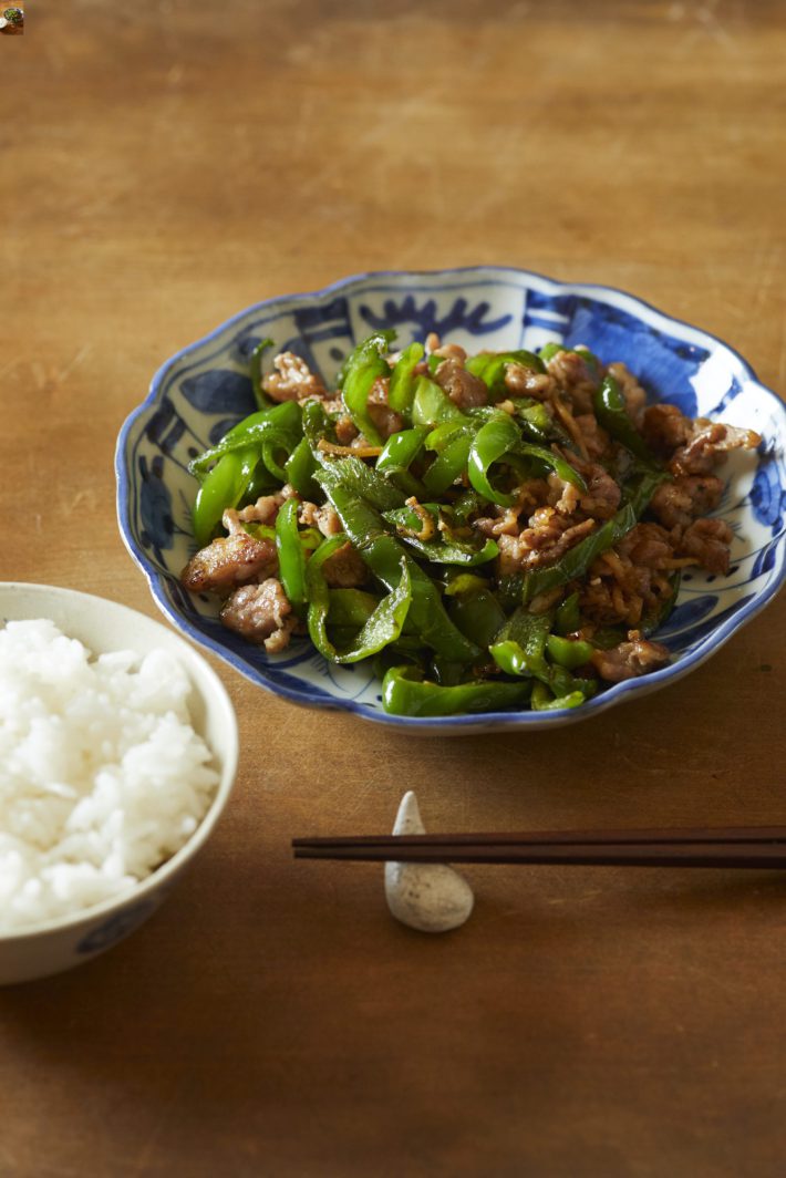 豚肉ピーマン３