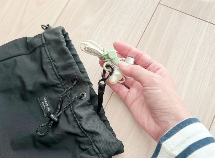 ケーブルやイヤホンを持ち運ぶ時にも大活躍