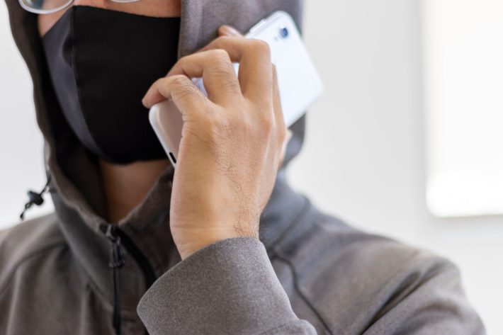 性犯罪　レイプ　スマホ　男性