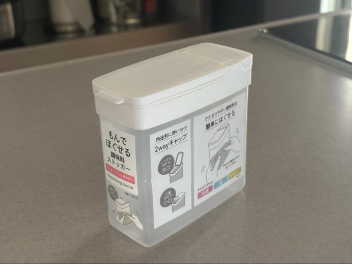 DAISO　もんでほぐせる調味料ストッカー　110円（税込）
