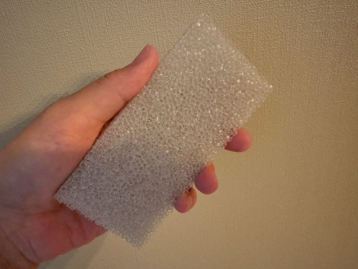 わりと固めのスポンジ