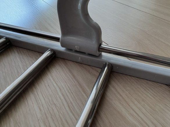 物干し竿にも設置することができる