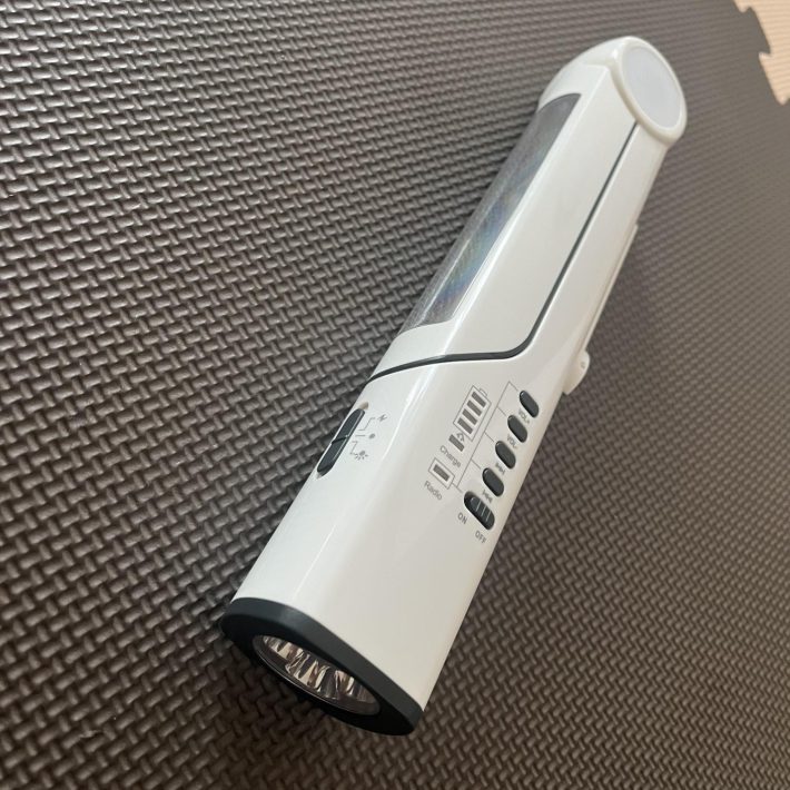 手回し充電ラジオ