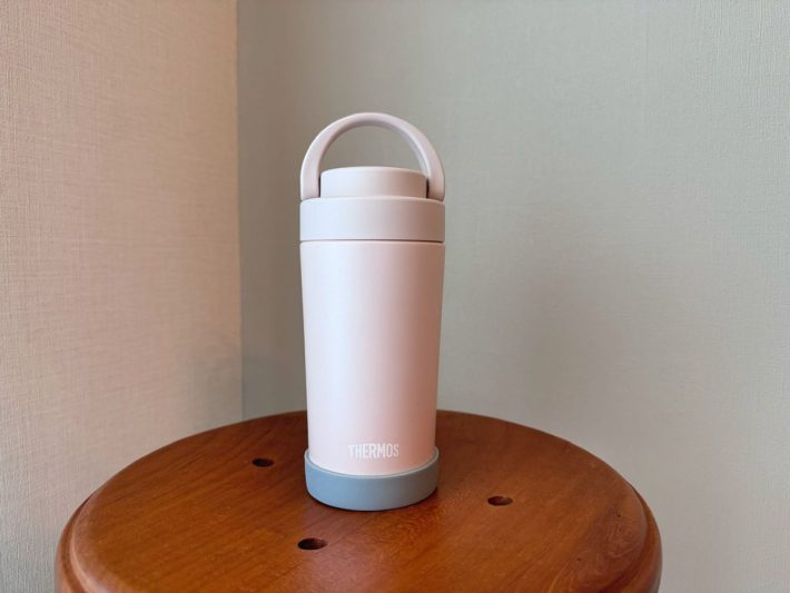 滑り止めにもなるので手や物が当たっても動かない