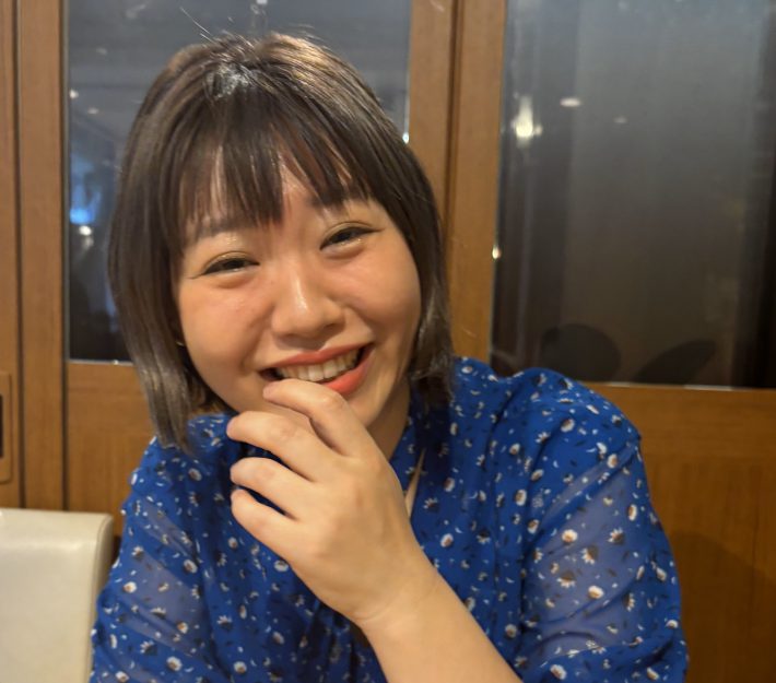 ものまね芸人・こいでまほさん