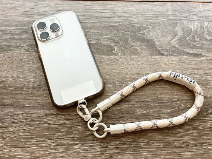 金具部分に好きなストラップをつければ完成