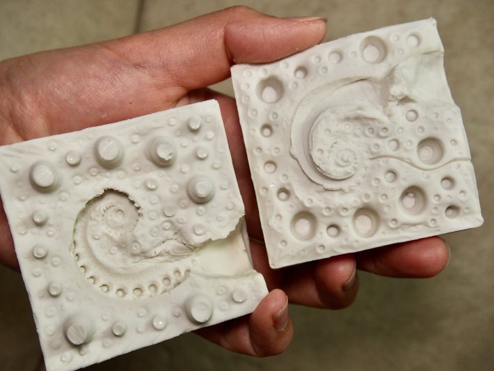 シリコンで取られた型
