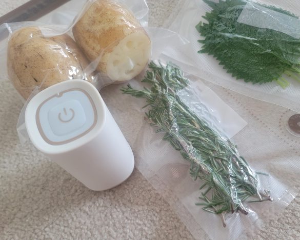 コンパクトで電動であること、簡単に脱気ができることに感動します