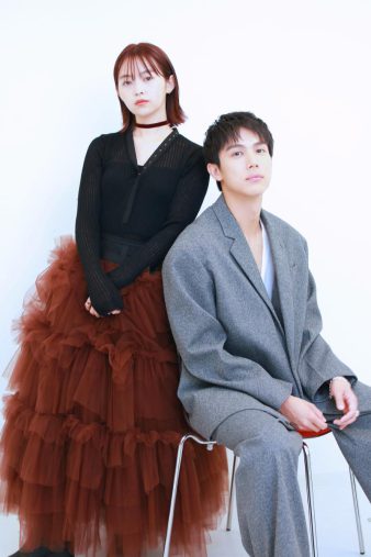 2_2伊藤万理華さんと中川大志さん