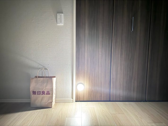 手軽に色んな場所で使える無印の人感センサーライト