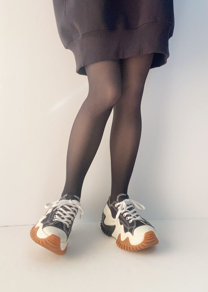 フェイクタイツ