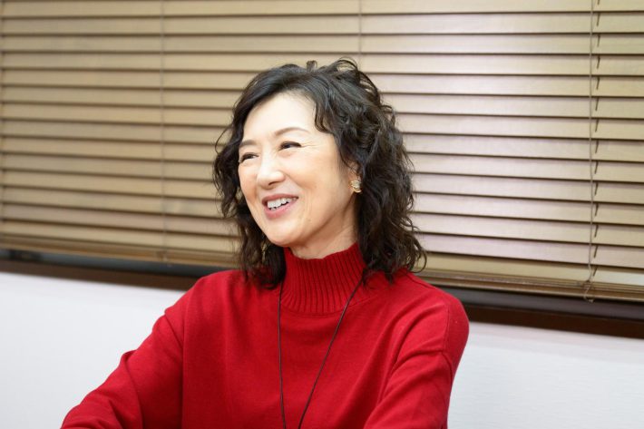 赤間麻里子さん