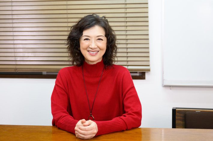 赤間麻里子さん