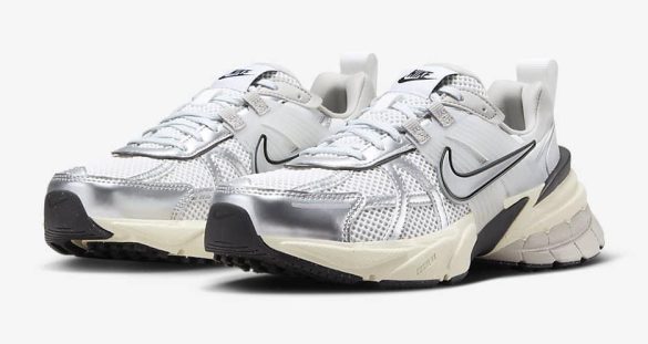 ナイキの V2K ラン