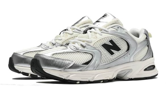 ニューバランスの530GMT