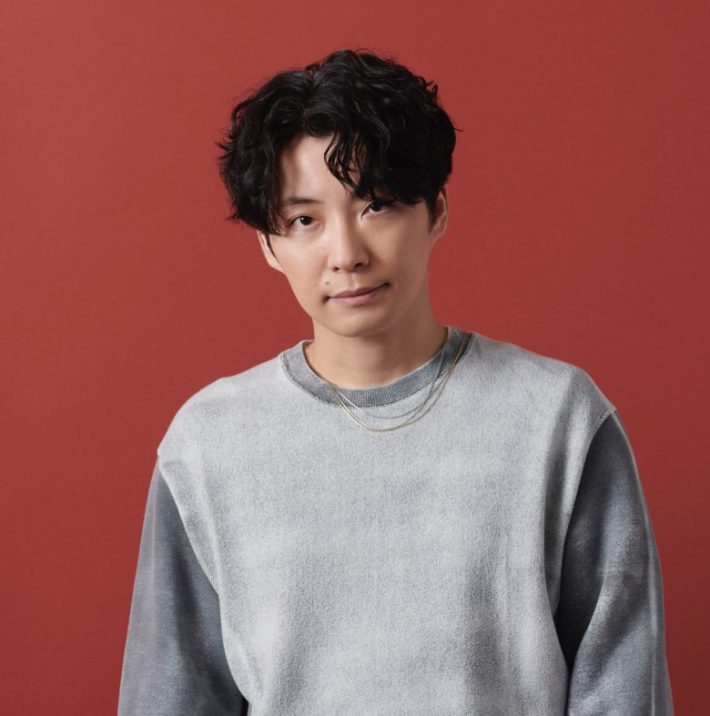 星野源『紅白』で性加害疑惑の映画監督の主題歌歌唱に疑問の声。NHKとともに今やるべきこととは？