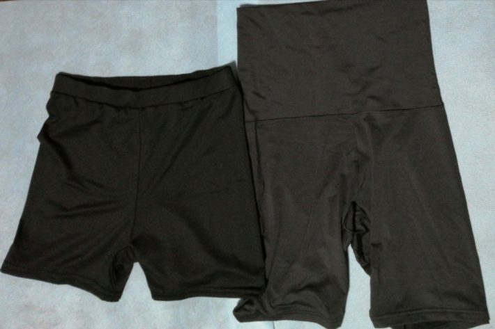 黒の防寒インナー