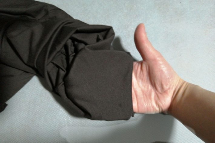 黒の防寒インナー