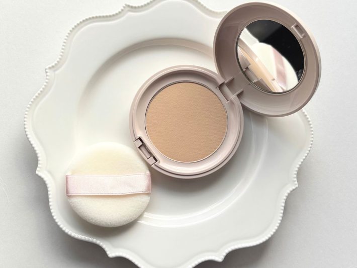 毛穴パテパウダー