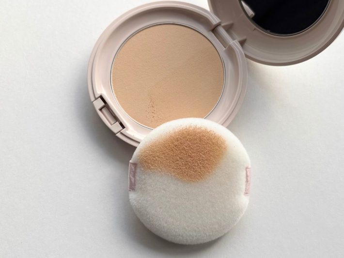 毛穴パテパウダー