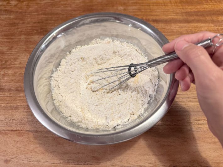 ホットケーキミックス　混ぜる