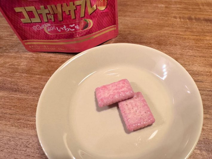 ダイソー　いちごのお菓子