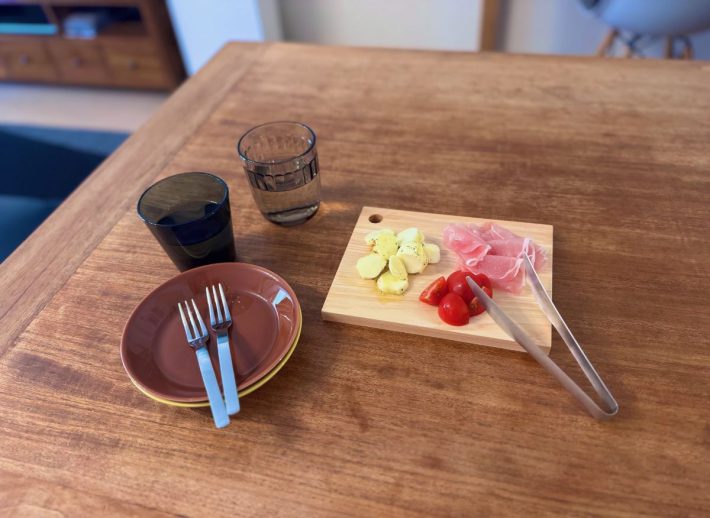 無印　ひのき　まな板　食卓