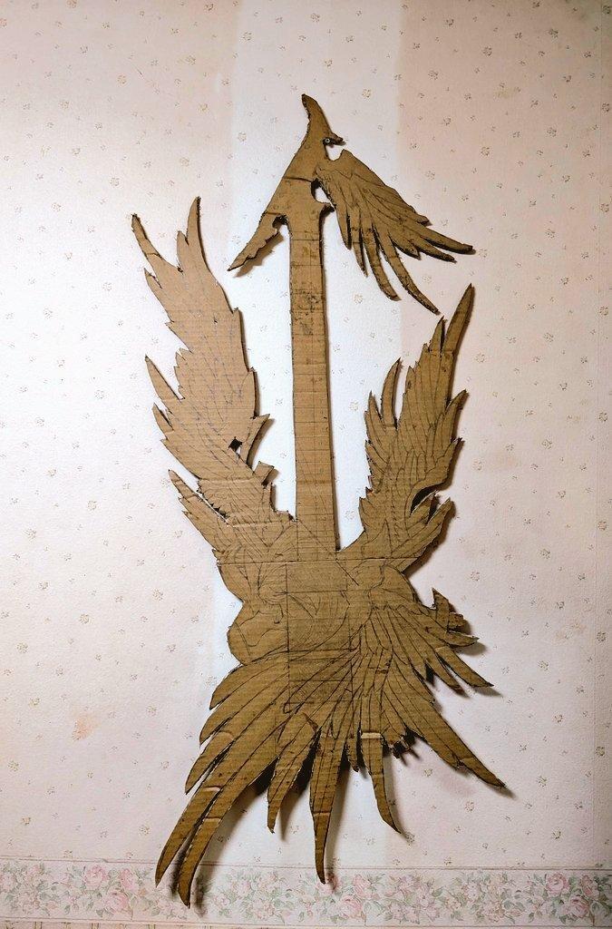 「Ultimate Archangel I」を模して製作されたダンボールギター