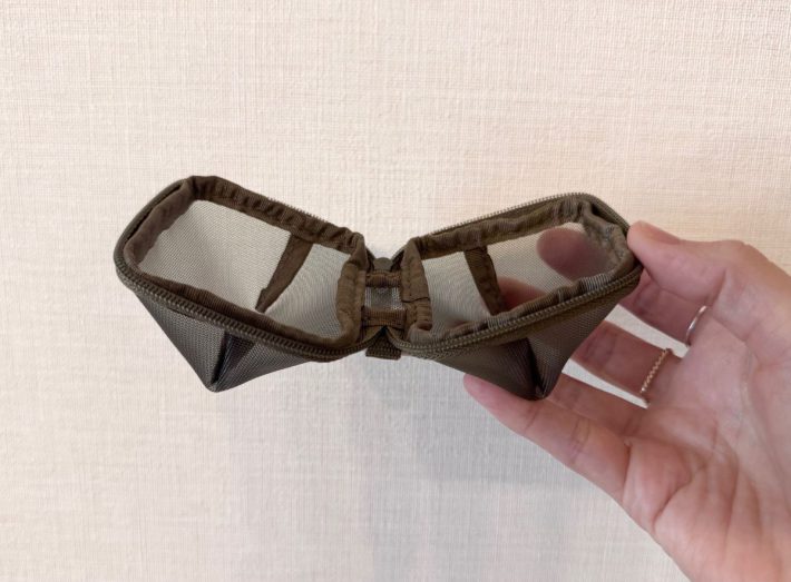 ナイロンメッシュコンパクトポーチ