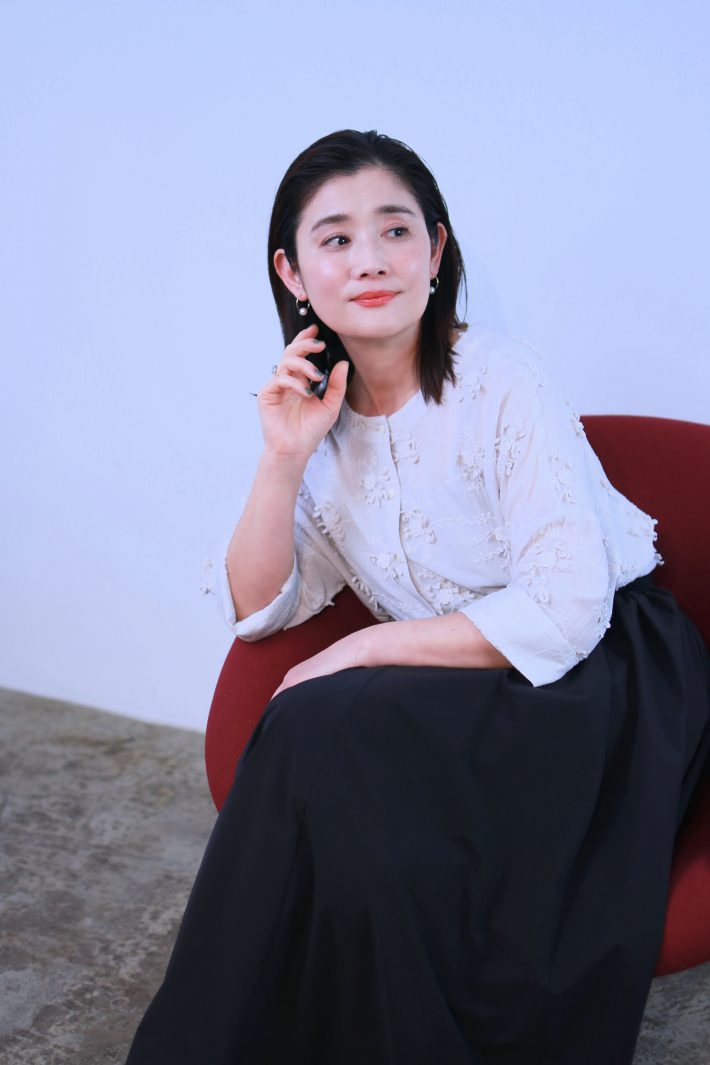 石田ひかりさん