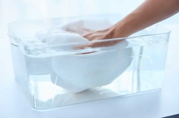 自動で密封されるゴミ袋は、しっかり口が閉められている