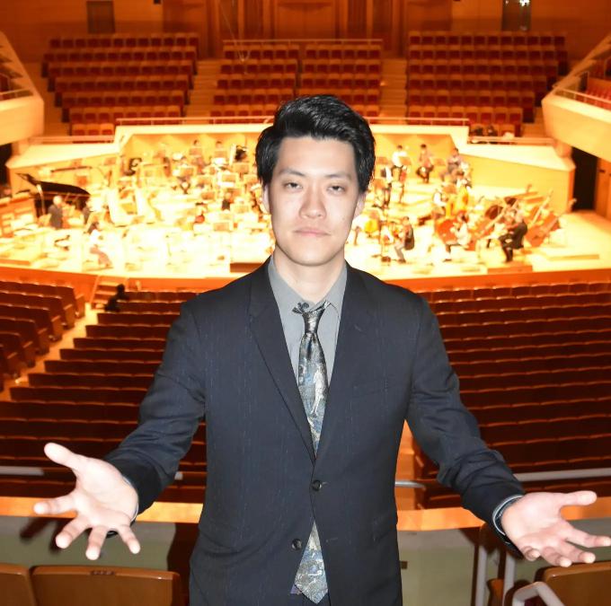 霜降り明星・粗品さん