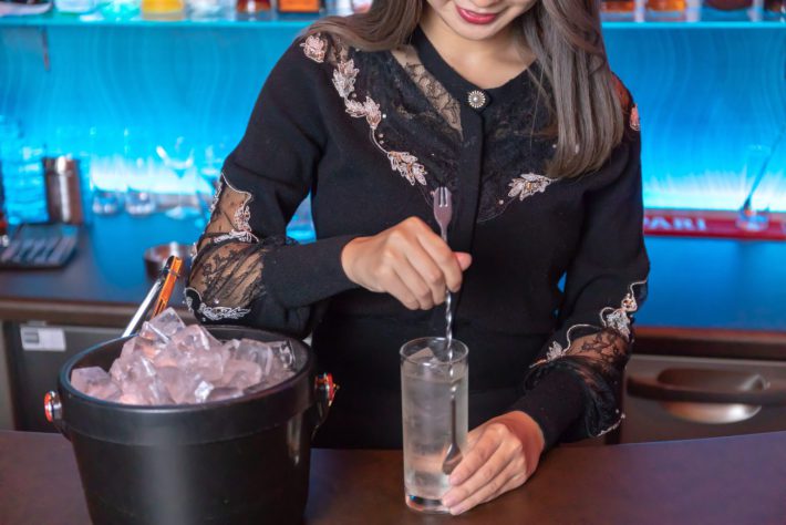 スナックの女性