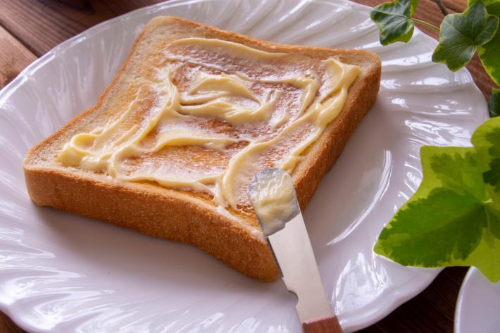 バーターとトースト