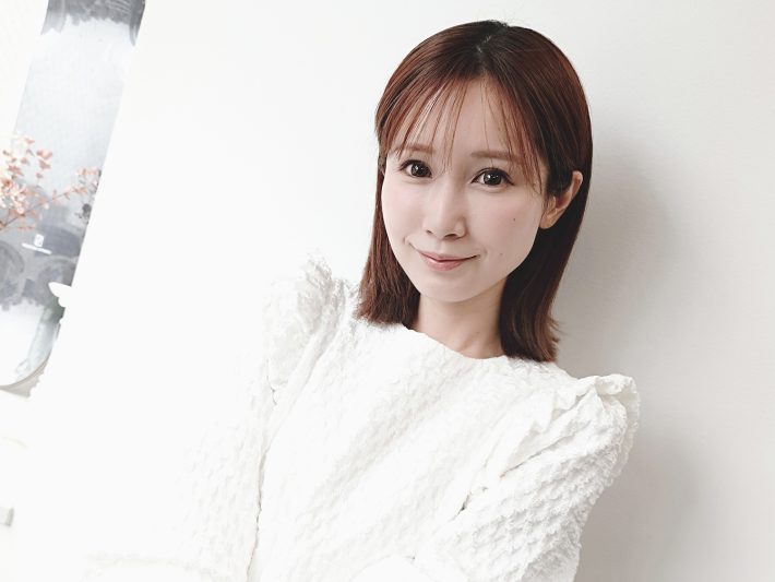 人気セクシー女優・小島みなみ