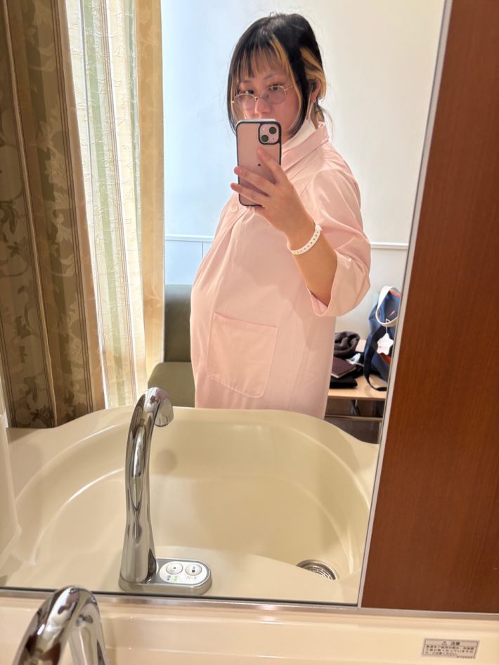 産む直前、最後のお腹を写真に収める