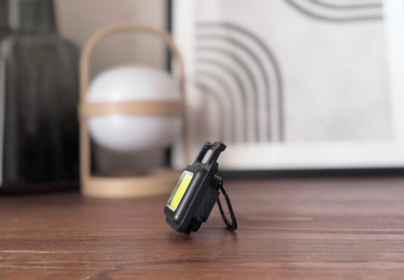 スタンダードプロダクツ　充電式COBライト（500ルーメン）