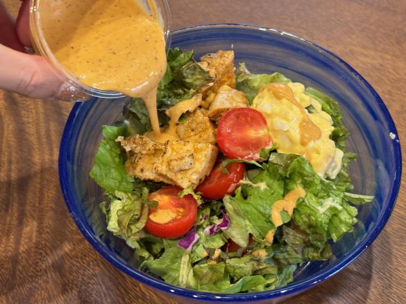 すこやかコブサラダボウル☆　1188円（税込）