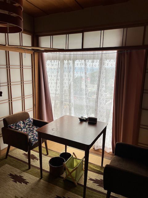 窓際のスペース