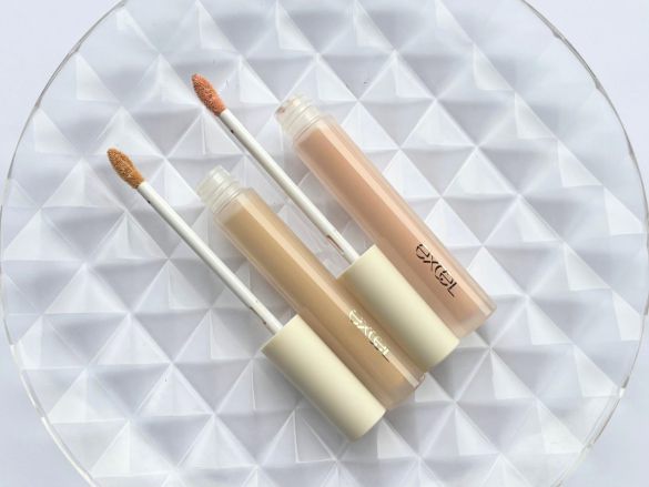 エクセル エシリアル セラムコンシーラー