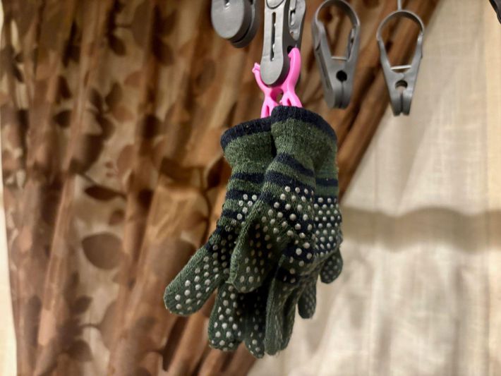 手袋を干す様子