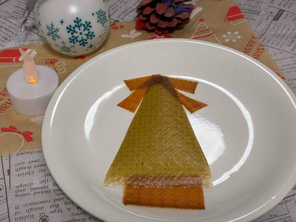 野菜シートでクリスマスツリーを作ってみた