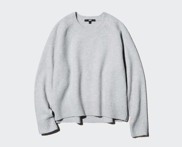 スフレヤーンクルーネックセーター(ユニクロ公式オンラインストアより)