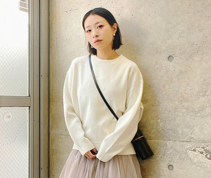 GU「スウェットライクニットオーバーサイズプルオーバー」