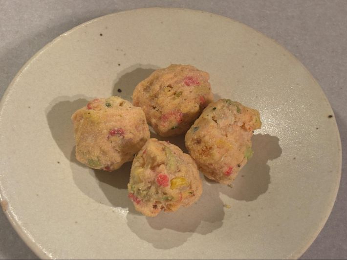 揚げ揚げ天ぷらスナック　紅生姜のかき揚げ