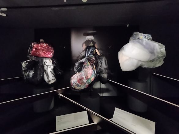 川久保玲さんデザインのドレス