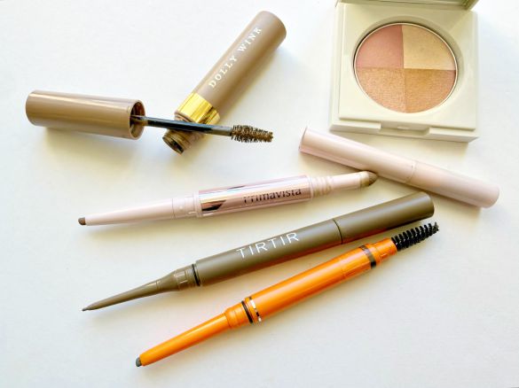 チグハグ眉を解消するアイテム