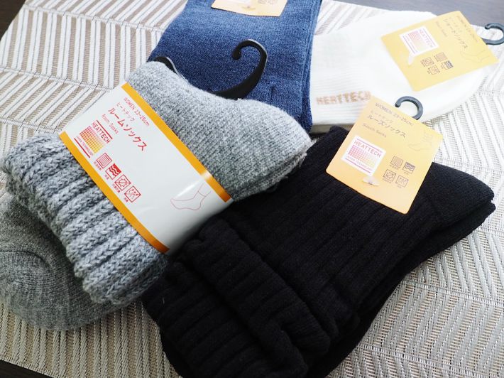 ユニクロ　ヒートテックソックス